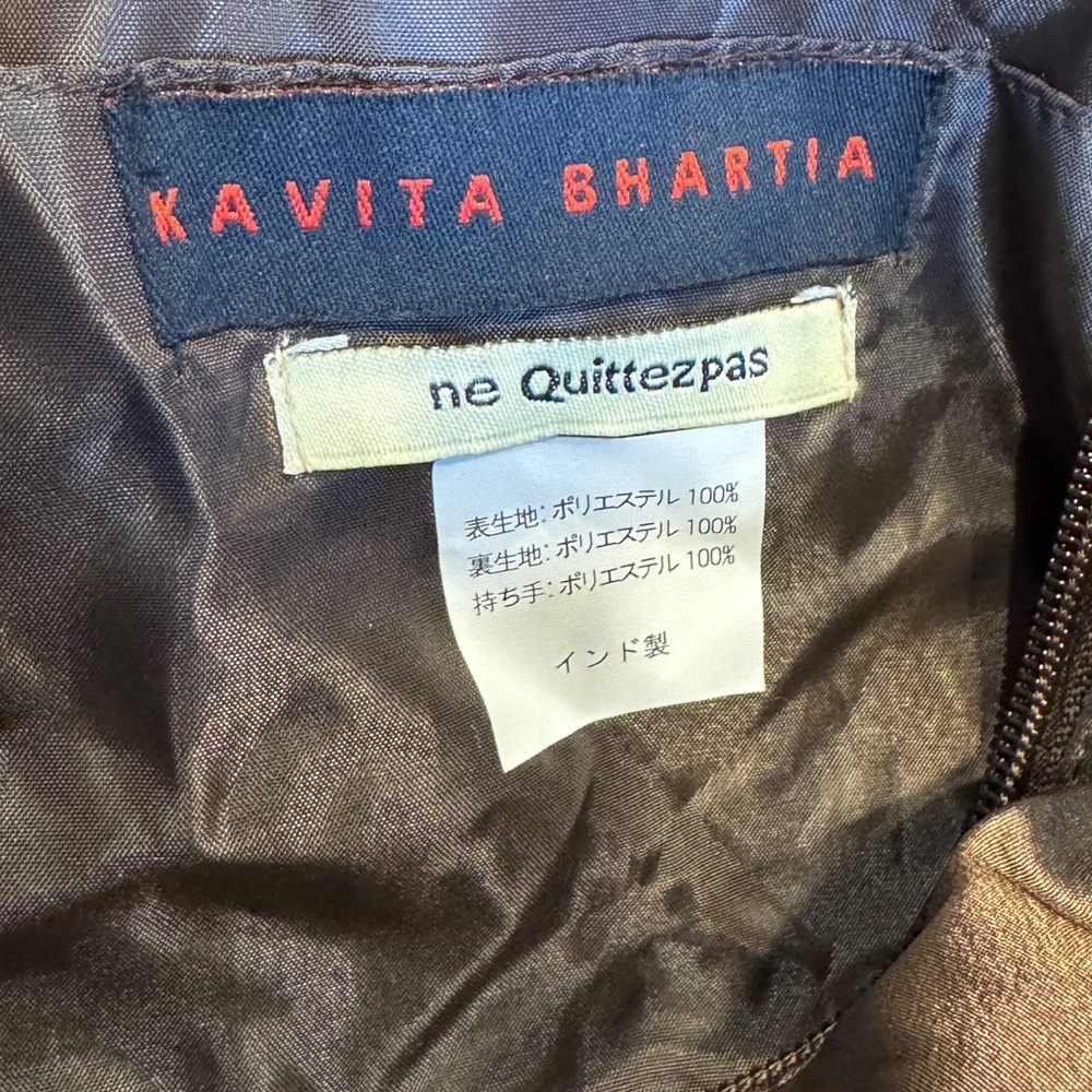 Kavita Bhartia ethnic hobo handbag - Picture 6 of 14
